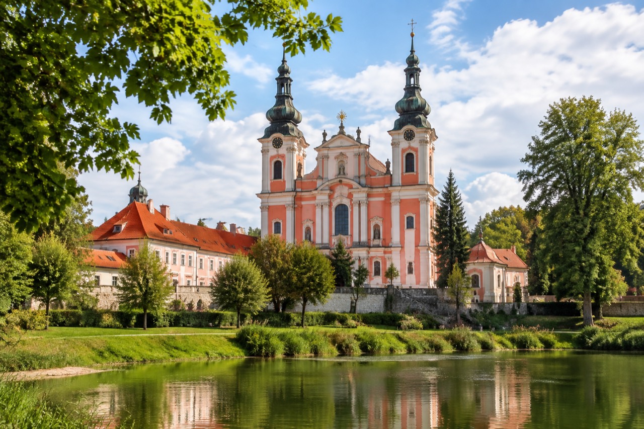 Bazylika Nawiedzenia Najświętszej Maryi Panny - grafika poglądowa